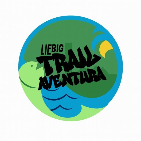 **Texto alternativo sugerido (alt text):** > Logo circular de “Liebig Trail Aventura” con tortuga verde, olas azules y sol amarillo sobre fondo blanco.